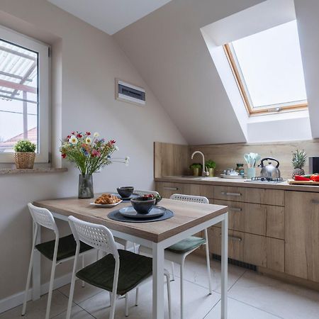 Jaskolka - Pokoje I Apartament Przy Plazy Olsztyn  Buitenkant foto