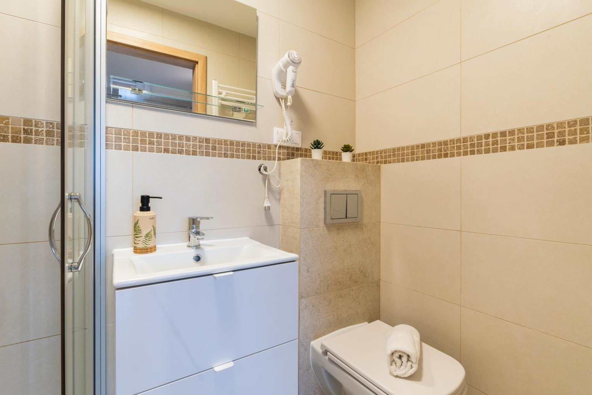 Jaskolka - Pokoje I Apartament Przy Plazy Olsztyn  Buitenkant foto