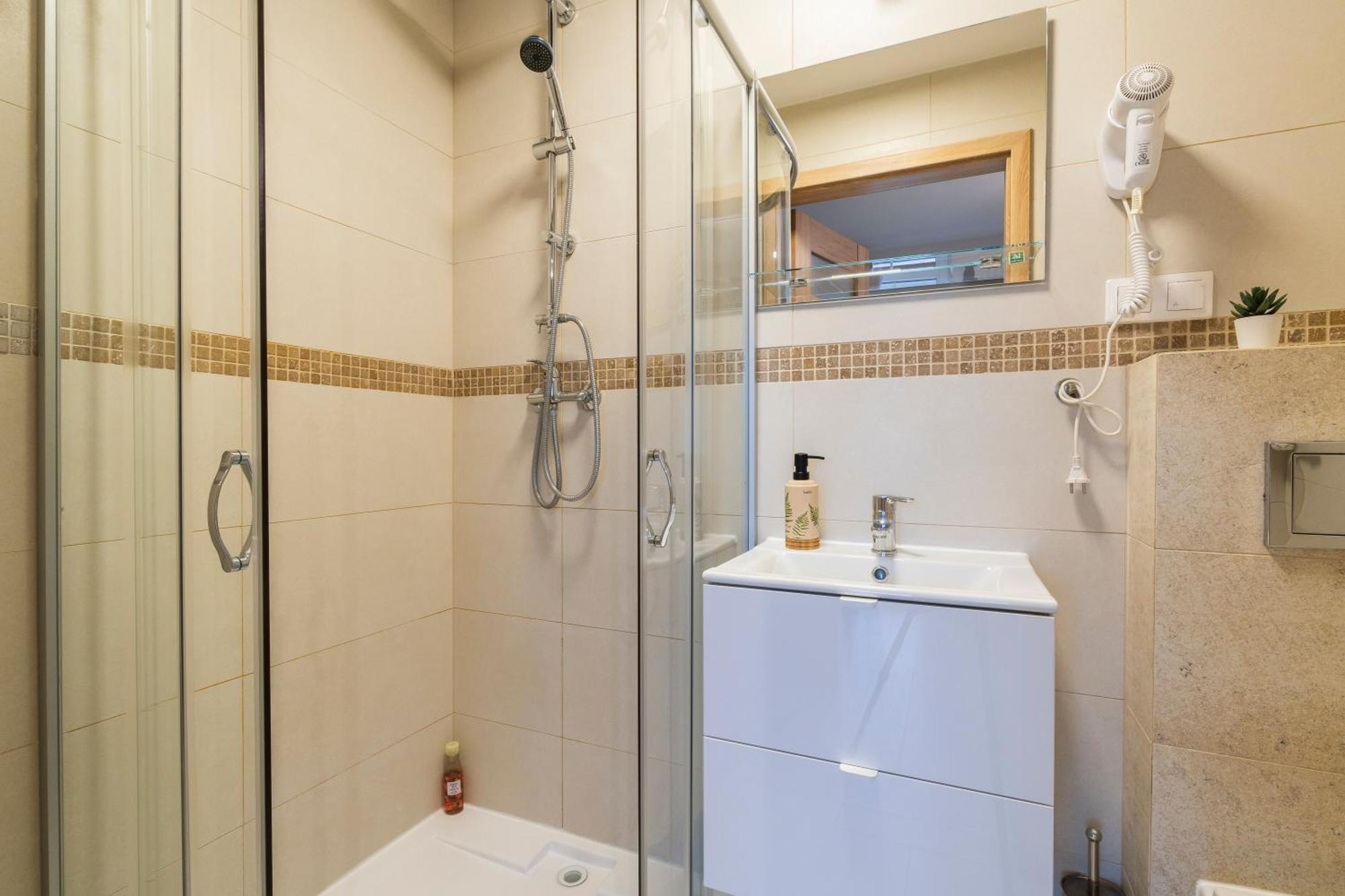 Jaskolka - Pokoje I Apartament Przy Plazy Olsztyn  Buitenkant foto