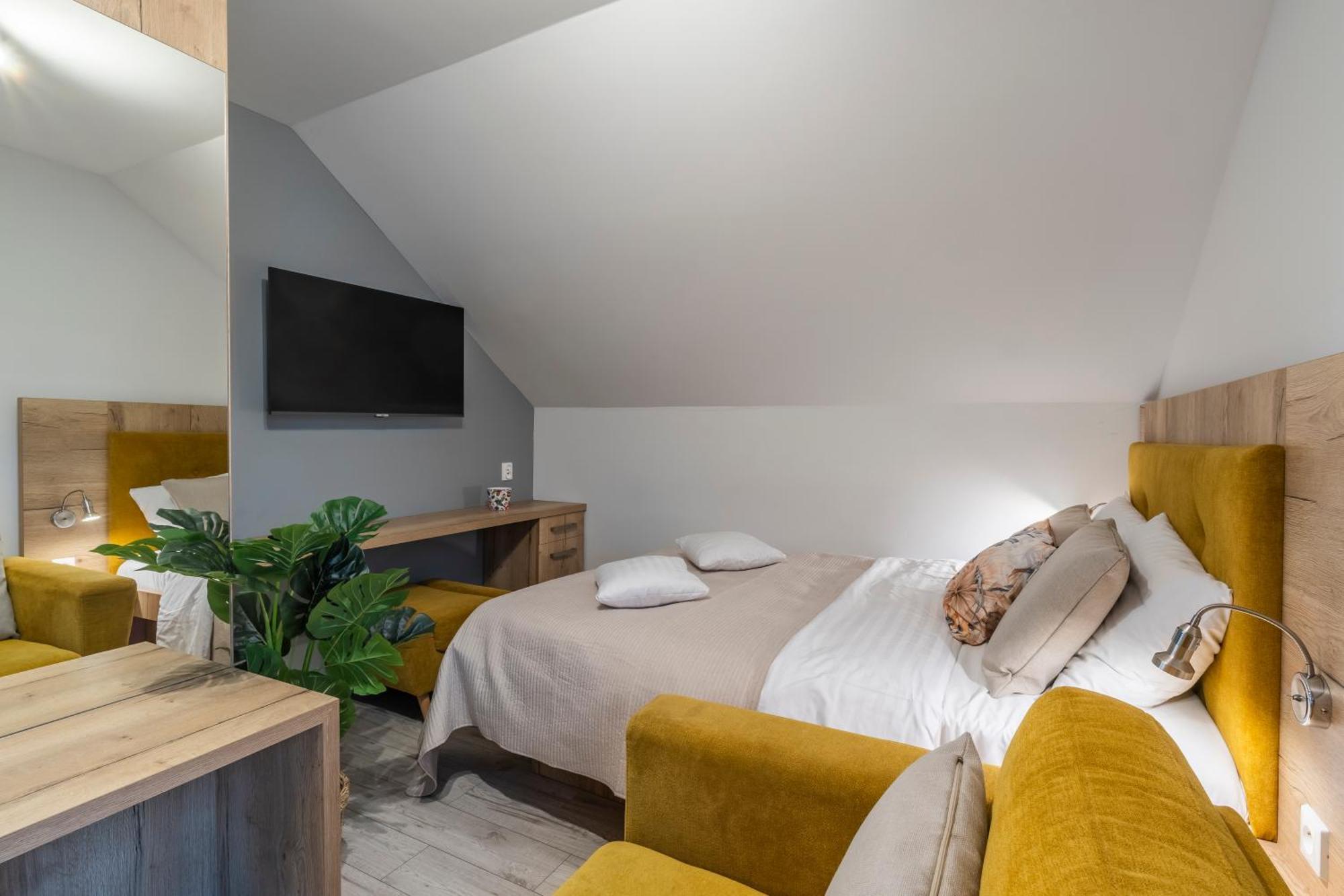 Jaskolka - Pokoje I Apartament Przy Plazy Olsztyn  Buitenkant foto