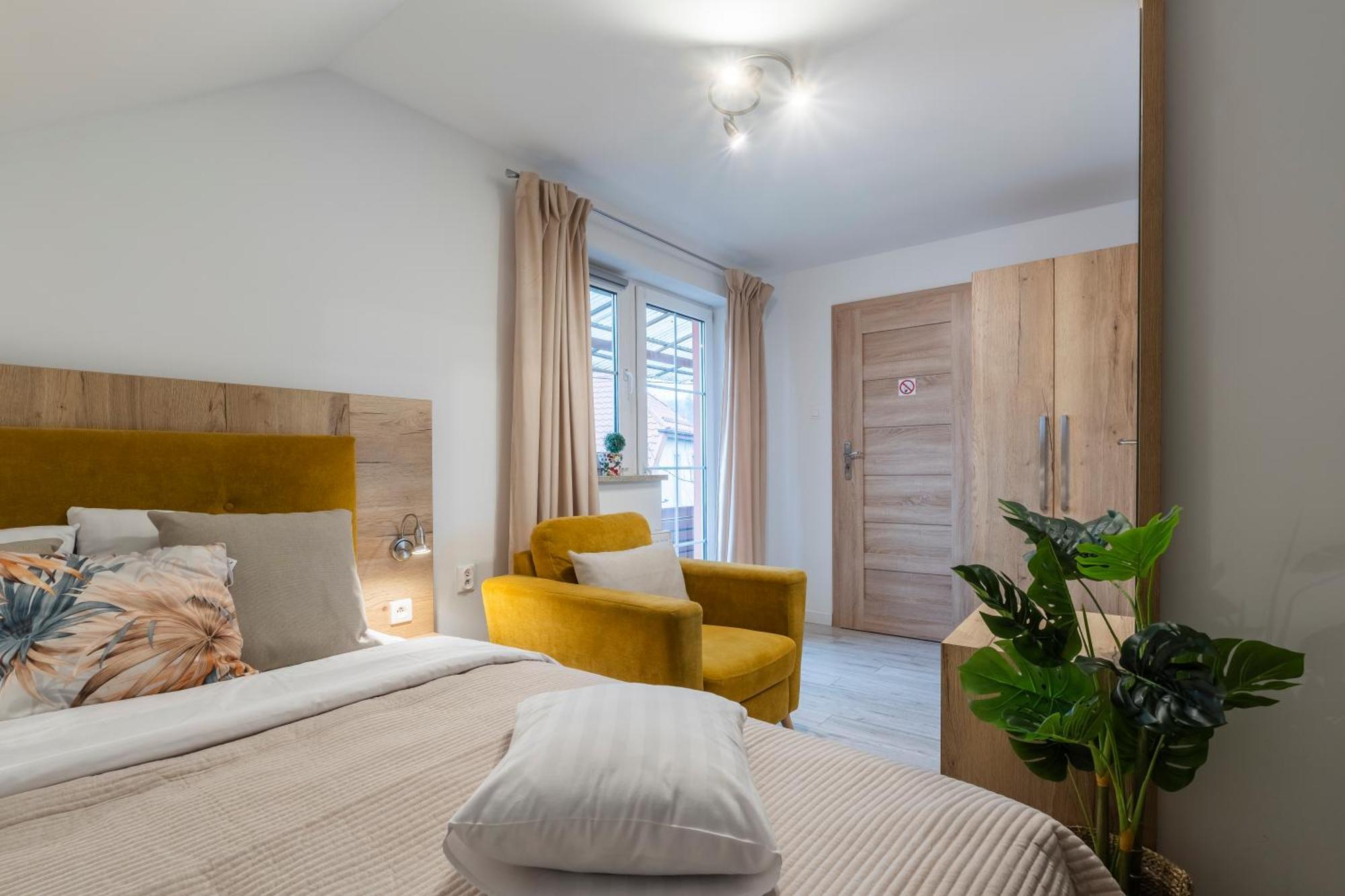 Jaskolka - Pokoje I Apartament Przy Plazy Olsztyn  Buitenkant foto